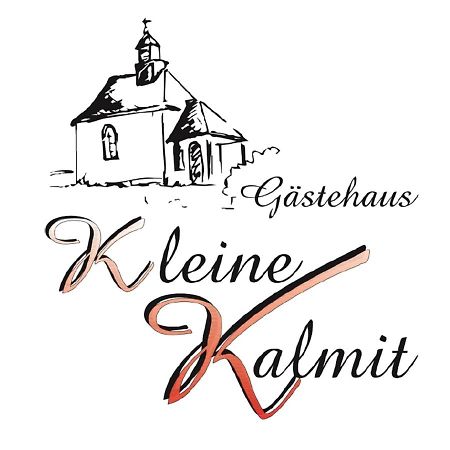 Gaestehaus Kleine Kalmit ลันเดาอินแดร์ฟัลซ์ ภายนอก รูปภาพ